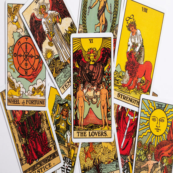 INTUITIVE TAROT READINGS