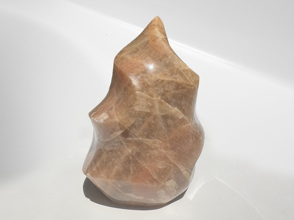 Aura Red Agate Flame